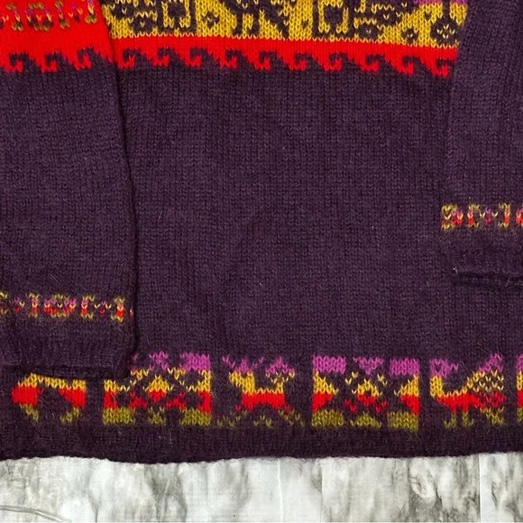 United Colors Of Benetton Red and Purple Turtleneck Sweater Cabincore 90s Vibes - Picture 4 of 9